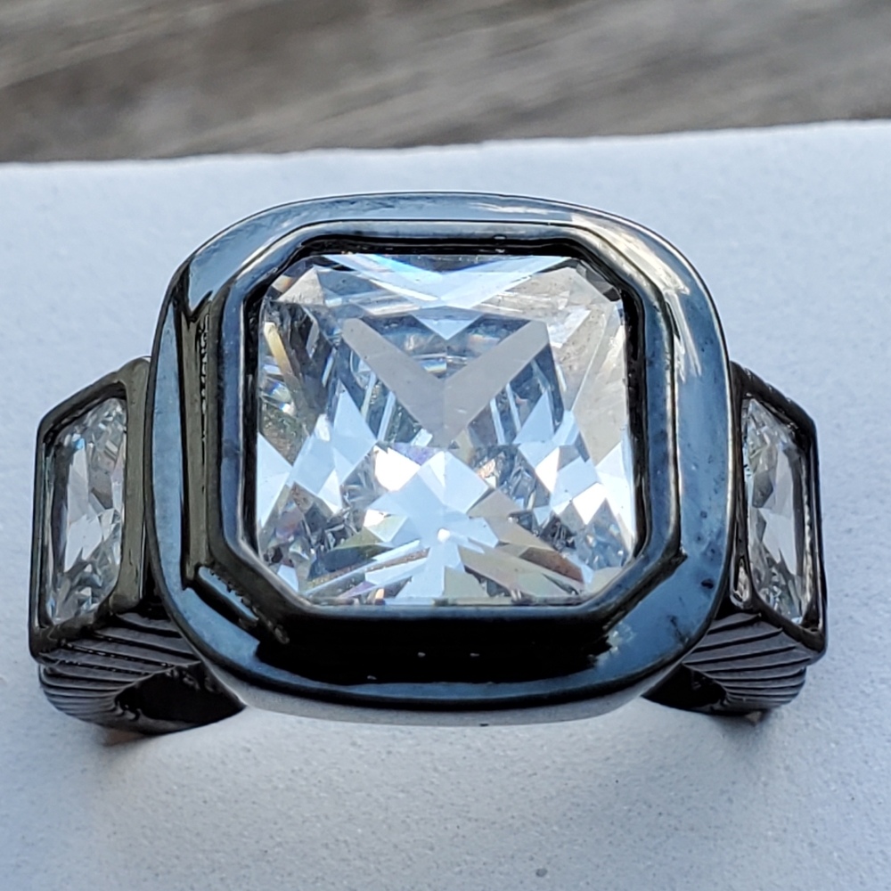 white topaz in a black 18K Gold Filled stamped ring